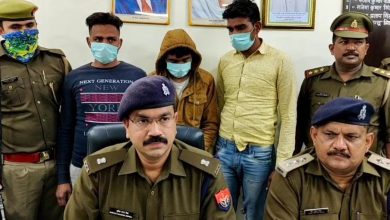 Photo of उत्तर प्रदेश जिला फिरोजाबाद थाना उत्तर पुलिस को मिली बड़ी सफलता धोखाधड़ी कर एटीएम से पैसे निकालने वाले गैंग का किया खुलासा एक महिला सहित चार अभियुक्त को किया गया गिरफ्तार।     ( ब्यूरो प्रमुख सन्नेश कुमार गुप्ता के साथ राजेश शर्मा की खास रिपोर्ट )